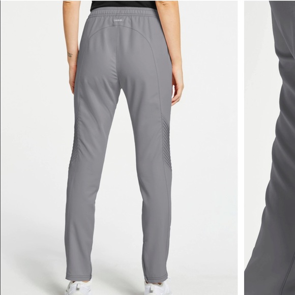 Jaanuu Scrubs, Warm Berry - Picture 6 of 6